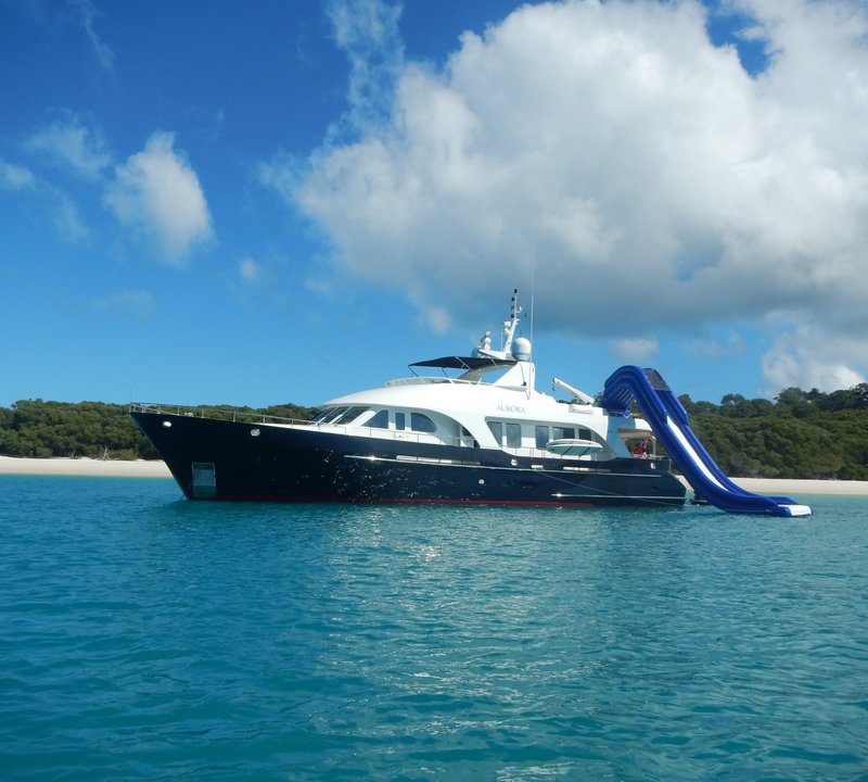 luxury motor yachts hamilton island
